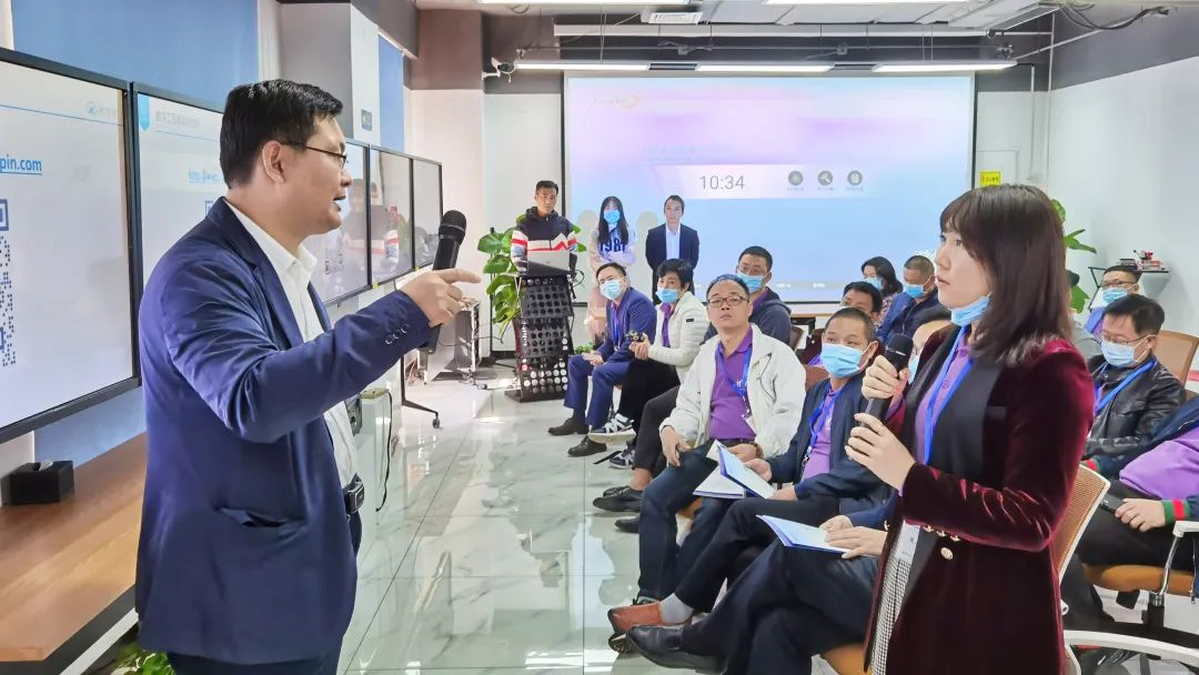 参访北京索为系统技术股份有限公司,现场对学员们提出的相关问题给予专业的指导建议 参访北京索为系统技术股份有限公司,现场对学员们提出的相关问题给予专业的指导建议